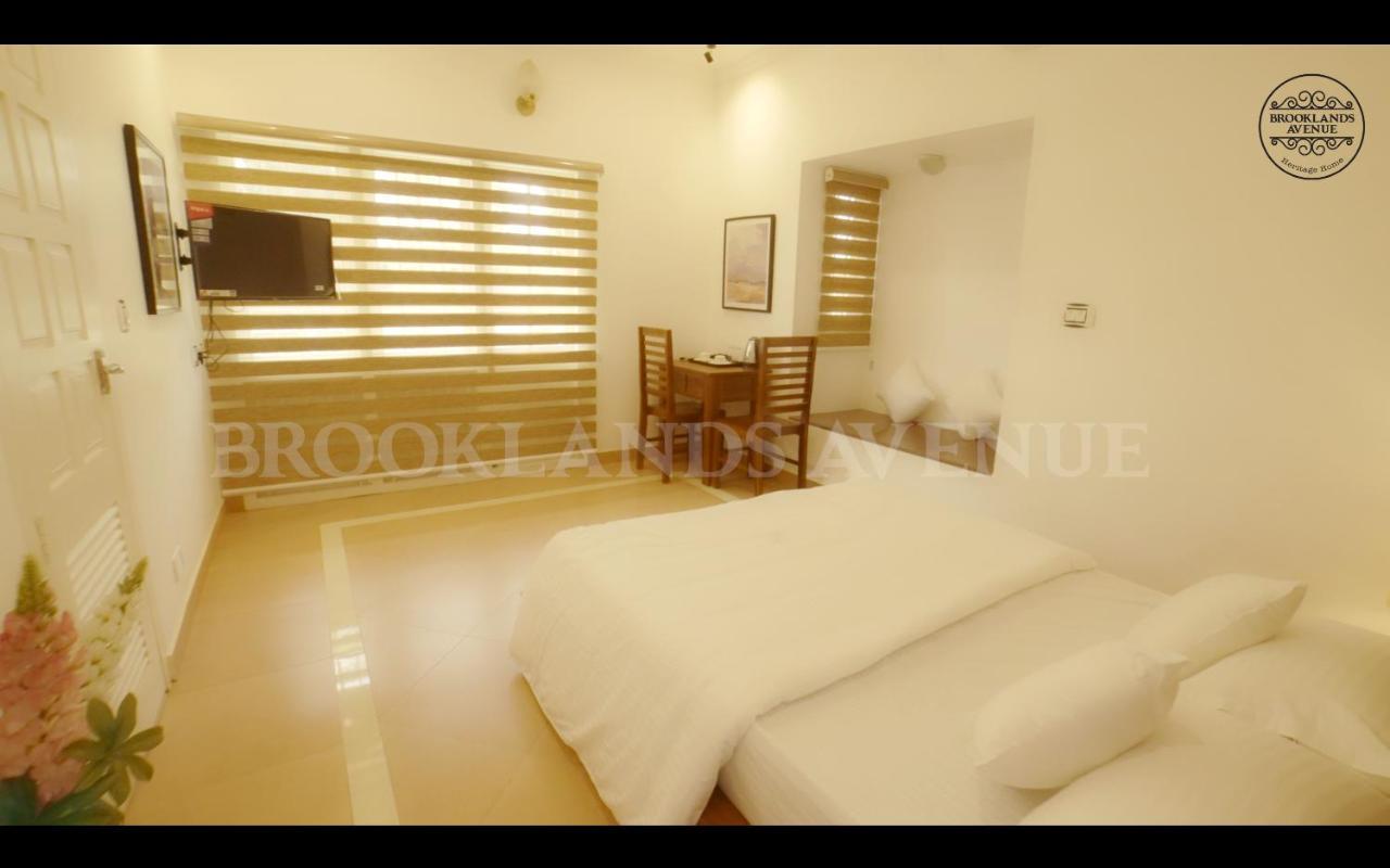 Brooklands Avenue Hotel Alappuzha Exterior foto